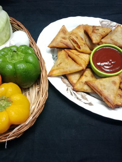 चाइनीस समोसा (chinese samosa recipe in Hindi) रेसिपी मुख्य फोटो