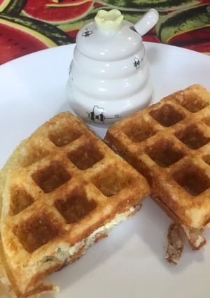 Una foto de Waffles de yuca