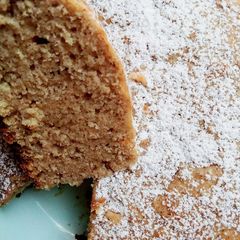 A picture of Cinnamon cake.
