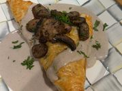 A picture of cream of mushroom