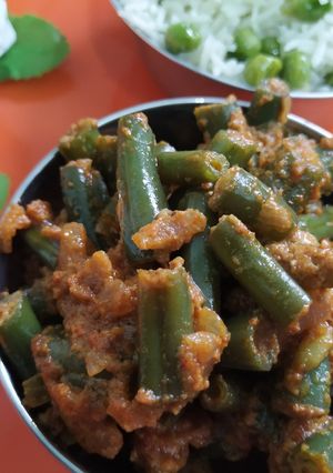 பீகாரி பீன்ஸ் மசாலா கறி (beans masala curry Recipe in Tamil) செய்முறை முக்கிய புகைப்படம்