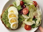 Hình ảnh của salad bơ