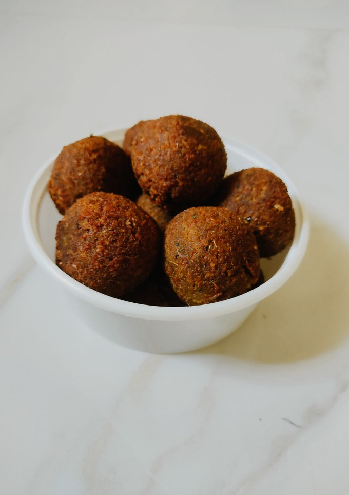 சோயா கோலா உருண்டை செய்முறை முக்கிய புகைப்படம்