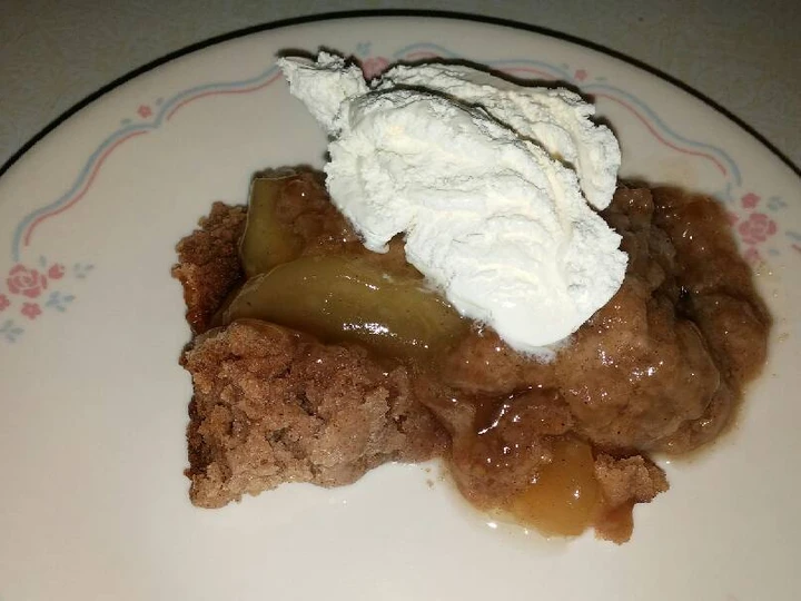 Recipe 3 Ingredient Crockpot Apple Spice Crumble which So Delicious