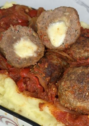 Una foto de Albóndigas con puré caseras y jugosas