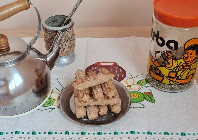 https://img-global.cpcdn.com/recipes/83e875eb7a9fd2ca/680x482cq70/churros-de-avena-saludables-y-al-horno-foto-principal.jpg