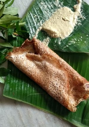 इंस्टेंट डोसा(Instant dosa recipe in Hindi) रेसिपी मुख्य फोटो