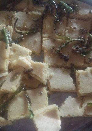 खमण (khaman recipe in Hindi) रेसिपी मुख्य फोटो