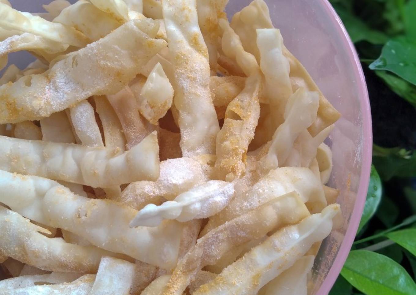 Pangsit goreng cemilan