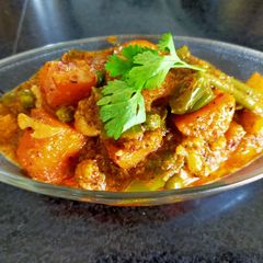 A picture of Mixed Vegetables Kolhapuri.