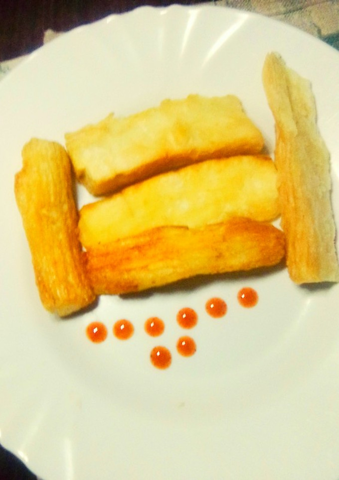 A picture of Deep fried Cassava#Endofyearchallenge.