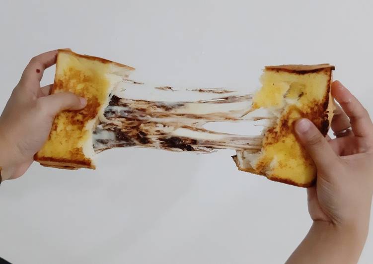 Langkah Mudah untuk Menyiapkan Mozzarella Toast/Roti Bakar Mozzarella Anti Gagal