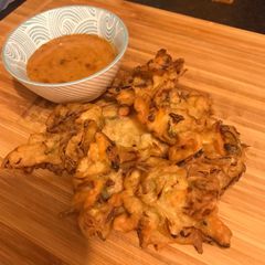 A picture of Vegetable fritter - Bakwan kampung - Vegan friendly.