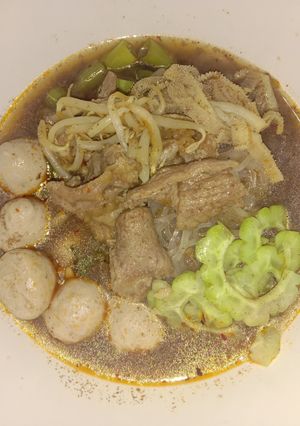 รูปของ ก๋วยเตี๋ยวเนื้อ (Beef Noodle Soup)
