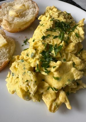 A picture of Velvety Scrambled Eggs.