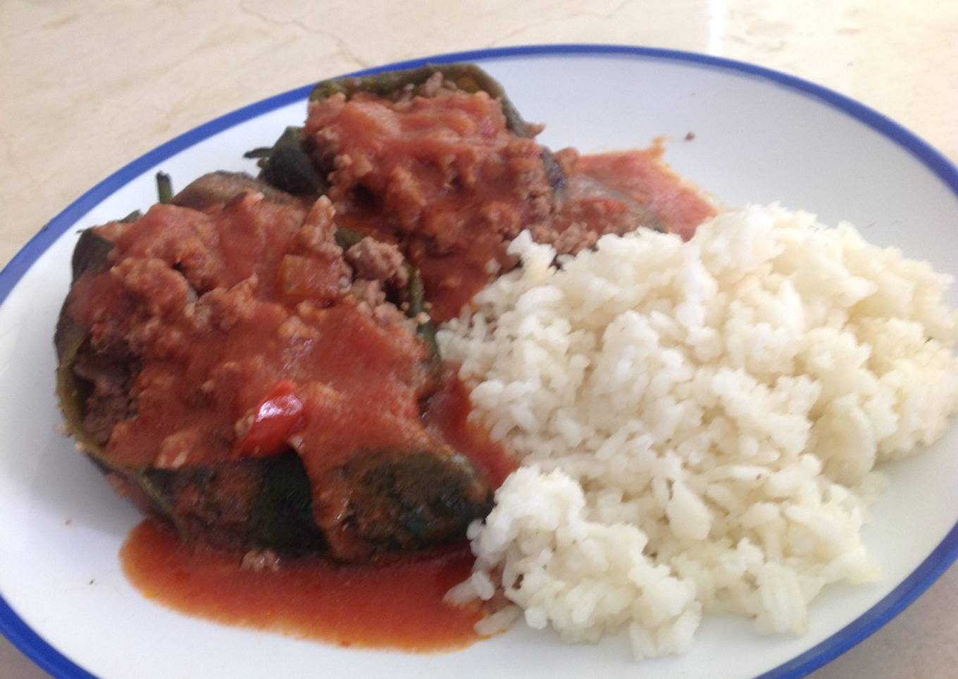 Chiles rellenos de quinoa