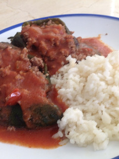 Una foto de Chiles rellenos de quinoa