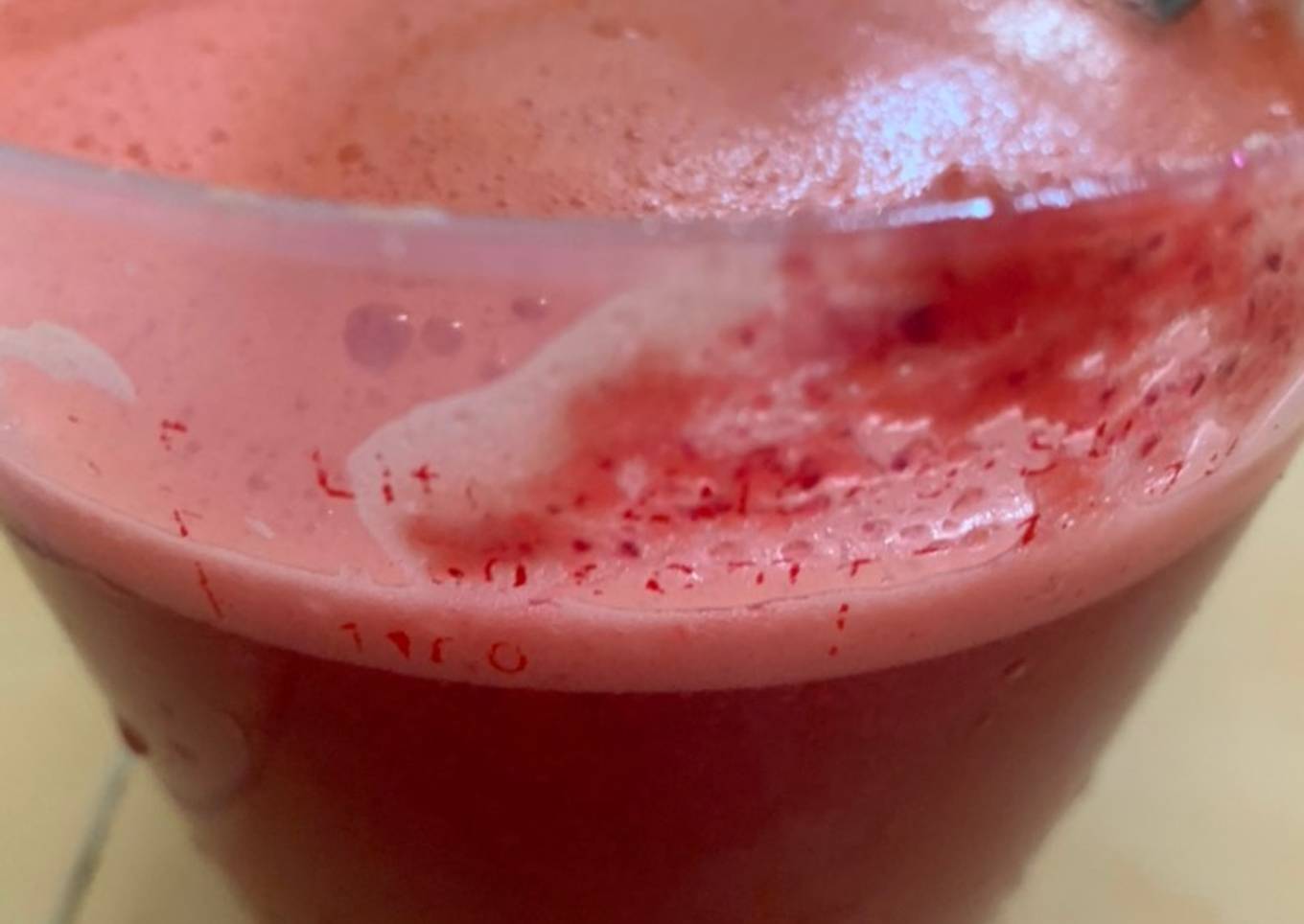 Batido de betabel, zanahoria y naranja