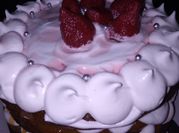 Una foto de tortas de merengue