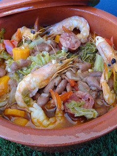 Foto de Feijoada de camarão selvagem com chouriço