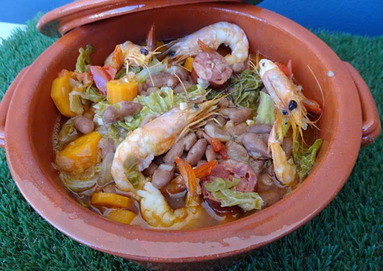 Feijoada de camarão selvagem com chouriço - Tudogosreceitas