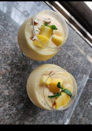 A picture of Mango milkshake.