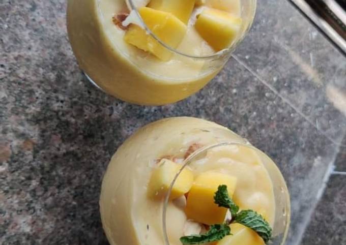 Mango milkshake