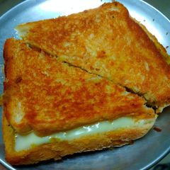 A picture of Toasted Cheese Sandwich.
