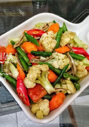 Foto resep Tumis Kembang Kol Teri
