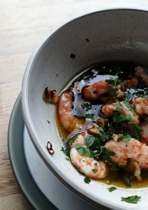 A picture of Spanish Garlic Prawns.