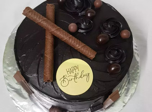 A picture of Dark Chocolate Truffle Cake.