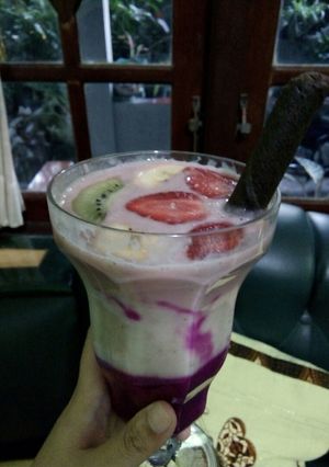 Foto resep Smoothies yoghurt pisang 3 lapis