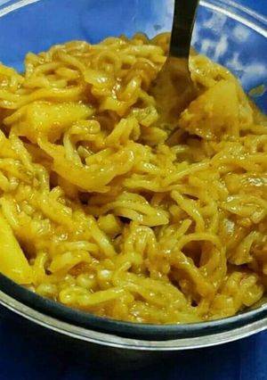 A picture of Maggi.
