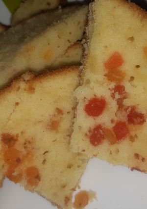 टूटी फ्रुटी केक (Tutti fruity cake recipe in Hindi) रेसिपी मुख्य फोटो