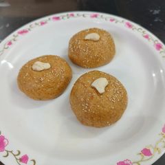 A picture of Magaj Laddu.
