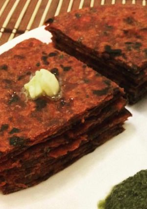 A picture of Beetroot palak paneer paranthas.