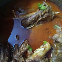A picture of Nihari.