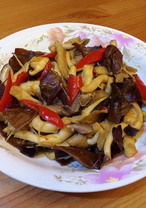 素炒雜菌 的食譜成品照片