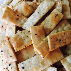A picture of Cheese chilli nachos sticks.