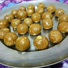 Dry Fruit Jaggery balls A picture of Dry Fruit Jaggery balls.
