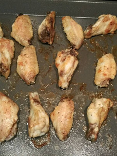 Una foto de Alitas de pollo al horno