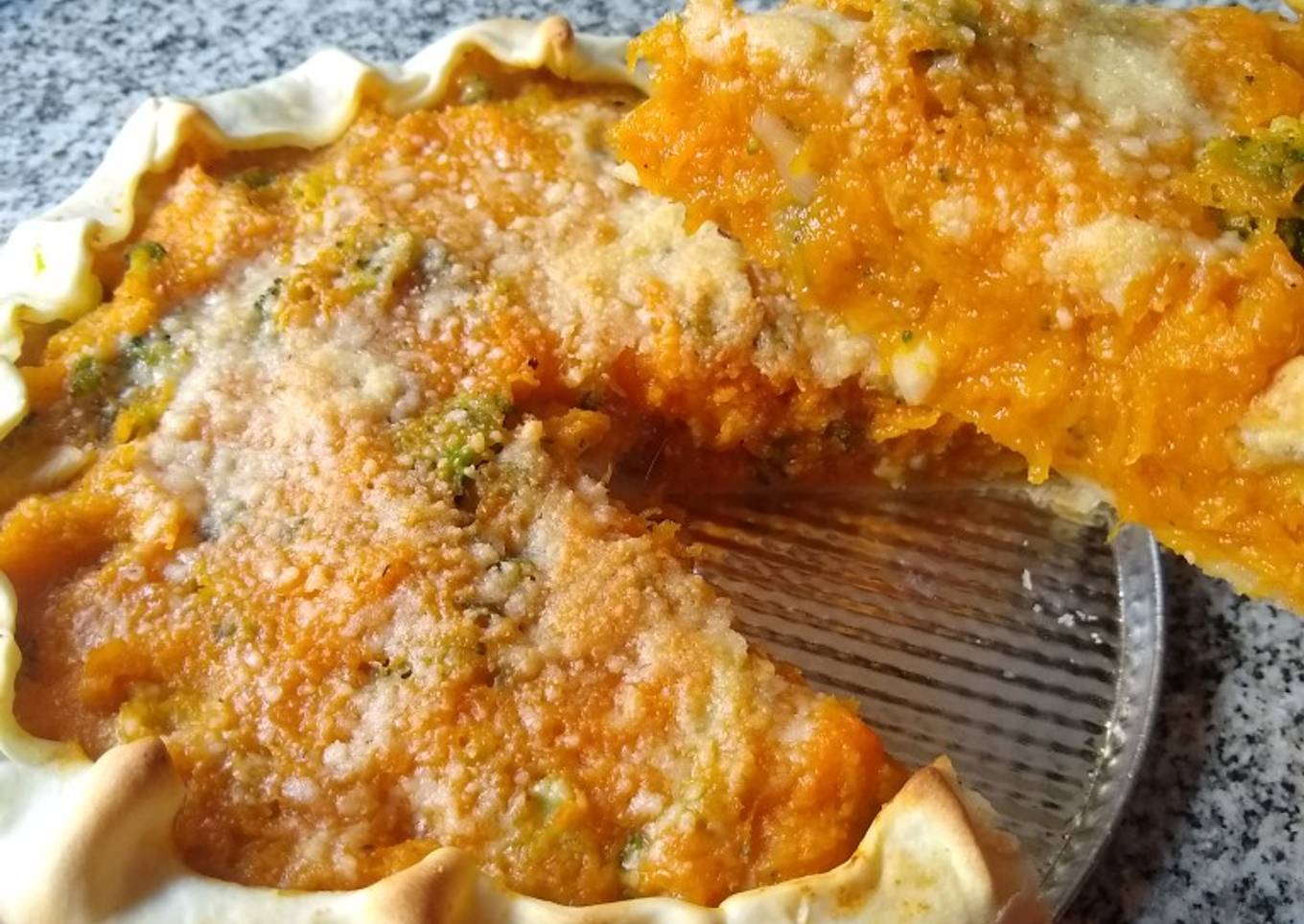 Tarta de calabaza, brócoli y puerro