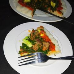 A picture of Ugali pizza.