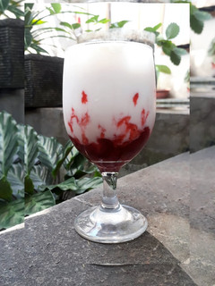 Foto resep Korean Strawberry Milk 🍓