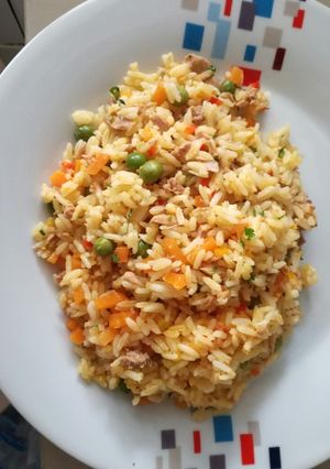 Una foto de Arroz relleno de atún