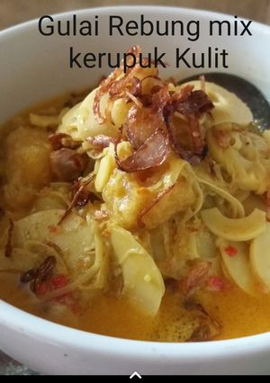 Foto resep Gulai Rebung Muda + Kerupuk Kulit