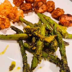 A picture of Pesto Asparagus.
