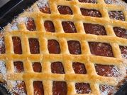 Una foto de pastafrola de membrillo