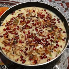 A picture of Fruit Custard.