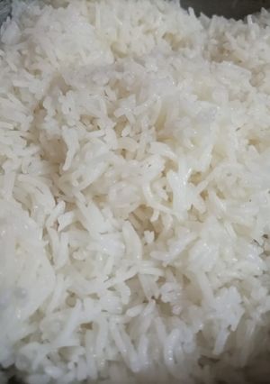A picture of Garlic rice.